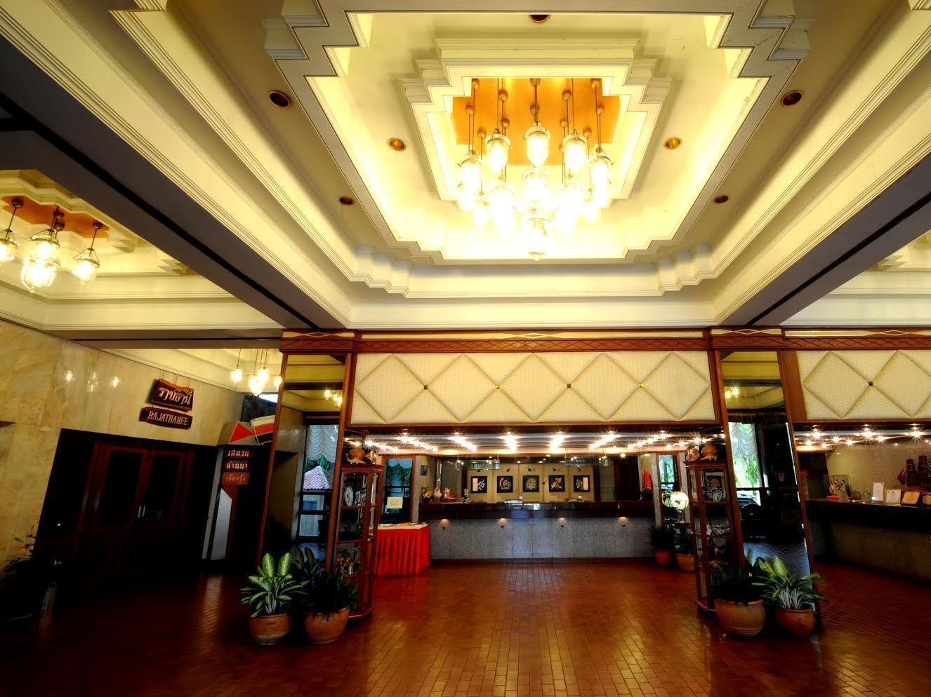 Nan Chao Hotel Phitsanulok Dış mekan fotoğraf